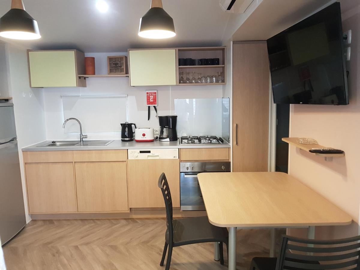 Mobil Home Maxi Confort Sur La Cote D'Azur Fréjus Buitenkant foto