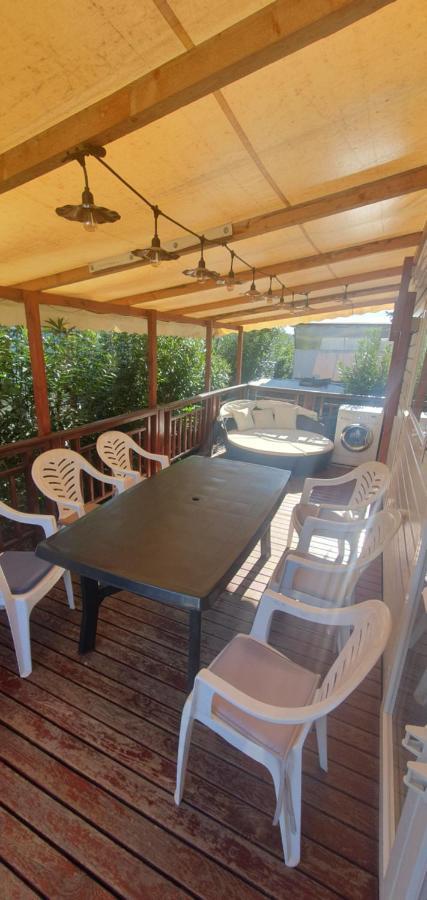 Mobil Home Maxi Confort Sur La Cote D'Azur Fréjus Buitenkant foto